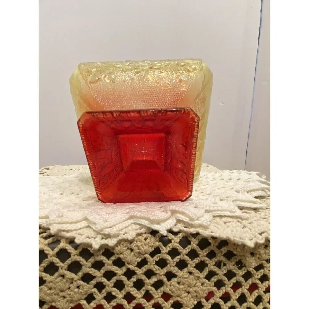 Vintage Jeannette glass‎ candy/nut dish Amberina